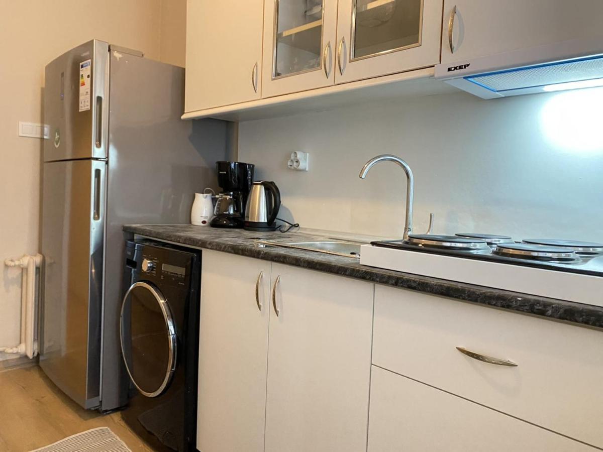 Chic Flat Near Shopping Malls In Sisli Lejlighed Istanbul Eksteriør billede