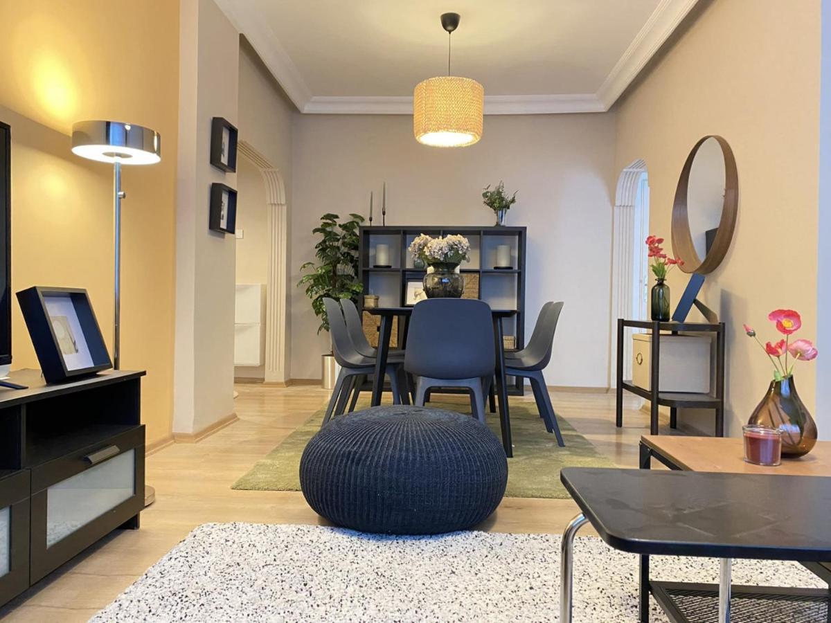 Chic Flat Near Shopping Malls In Sisli Lejlighed Istanbul Eksteriør billede